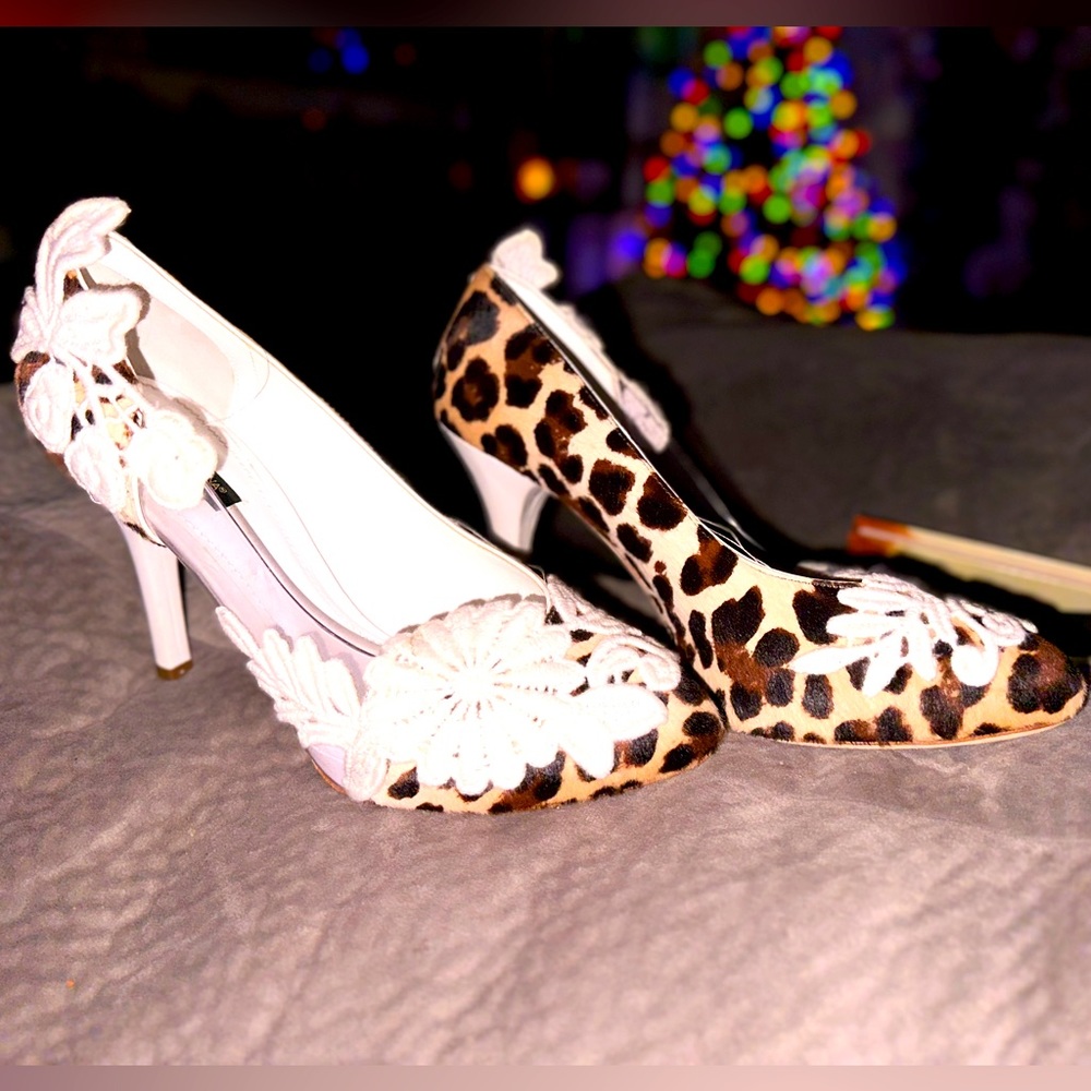 Authentic Dolce and Gabbana kitten heels